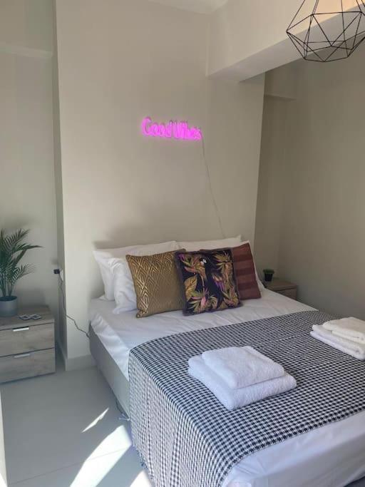 New 2Bd Aprt With Shared Rooftop Pool D3 Athens Ngoại thất bức ảnh